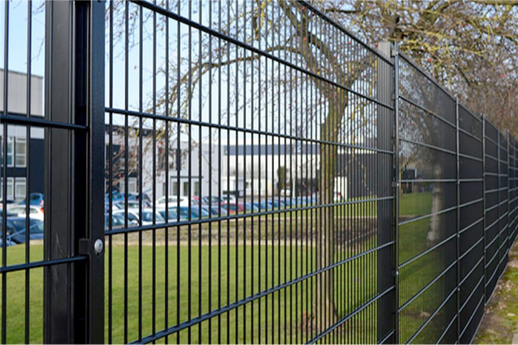 Garden Buildings 3D Bending Fence Curved V Beam Security Fencing