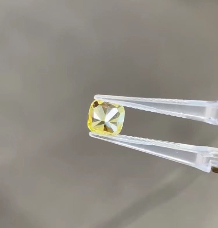 cushion loose diamond HPHT Lab Grown Yellow Diamond Certified Synthetic Diamonds