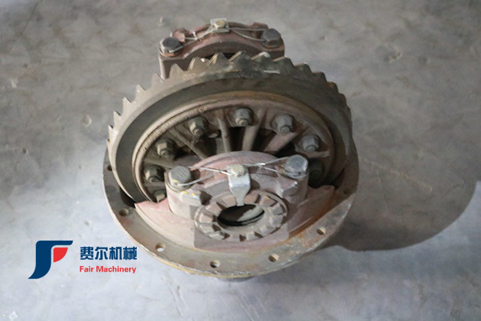 Durable Foton Spare Parts , FL936F Rear Axle Reducer B00256 + 82351100 With Article