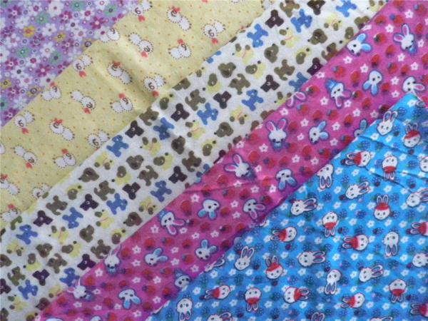 Classic Style Floral Flannel Fabric Waterproof Cotton Flannel Laminated Cloth