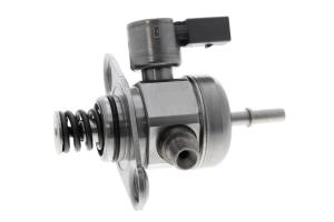 Buy cheap F20 F21 F30 F31 Bmw High Pressure Fuel Pump 13517607159 0261520149 product