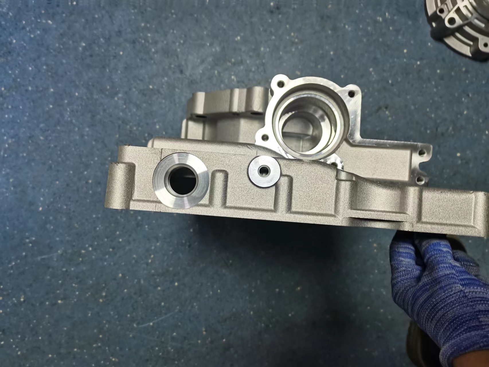 FHB400FHB320 Hydraulic Retarder Assembly Parts HB400-11001 for SINOTRUK CNHTC Trucks
