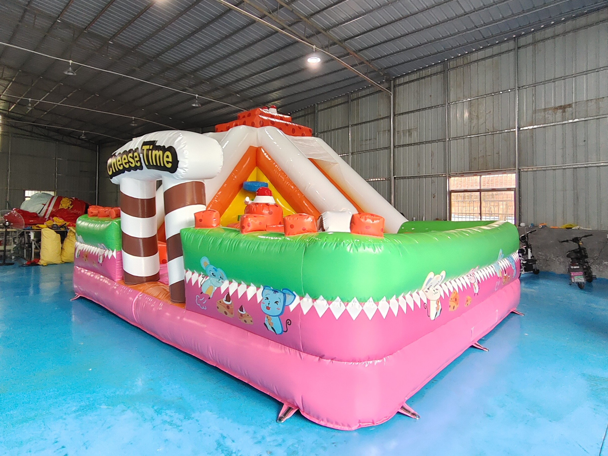 New Design PVC Inflatable Bouncy Castle Cheese Time Inflatable Fun City With High Slide Obstacle Course For Rental