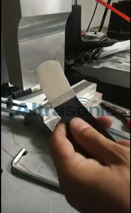 20khz LCD Screen Ultrasonic Plastic Welding Machine for Mending Velcro Packing Belt