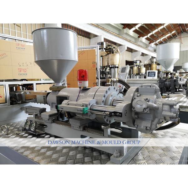 HDPE 300ml Multi Cavity Injection Molding Machine for Plastic Cosmetics Bottle