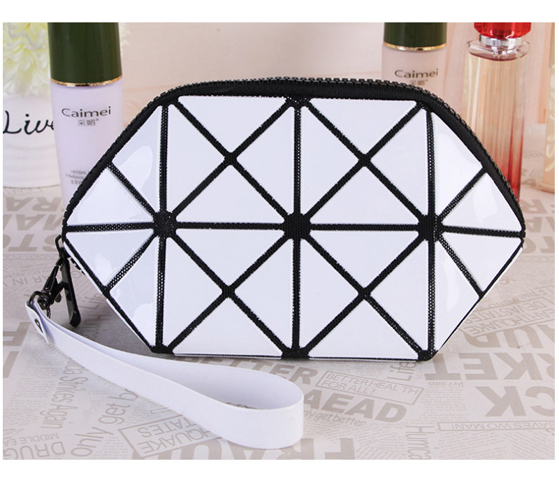 Wholesale Geometric Diamond Lattice Small Cosmetic Bag Fashion