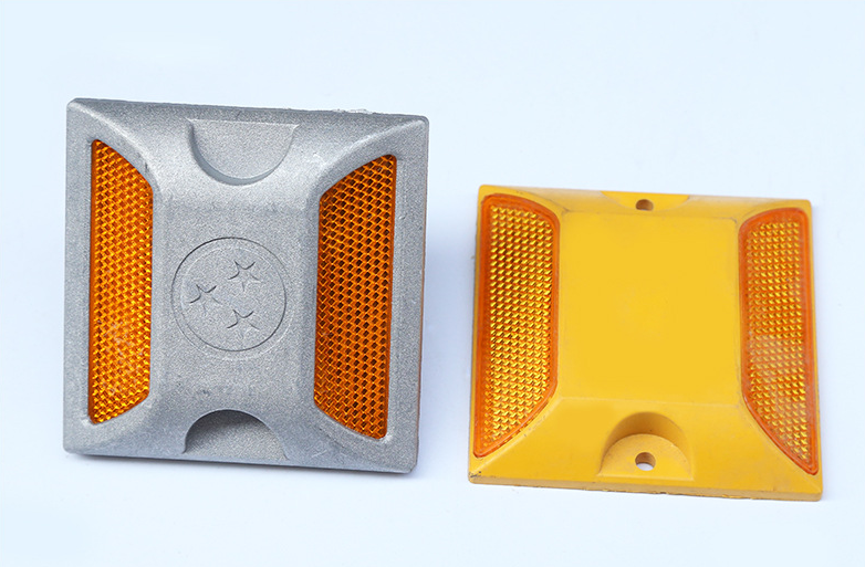 Highway Road Stud with Cast Aluminum Material and Red Blue Yellow White Green LED Color