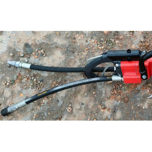 17MPa Hydraulic Cut Off Saw 4500rpm With Safe Protection Function