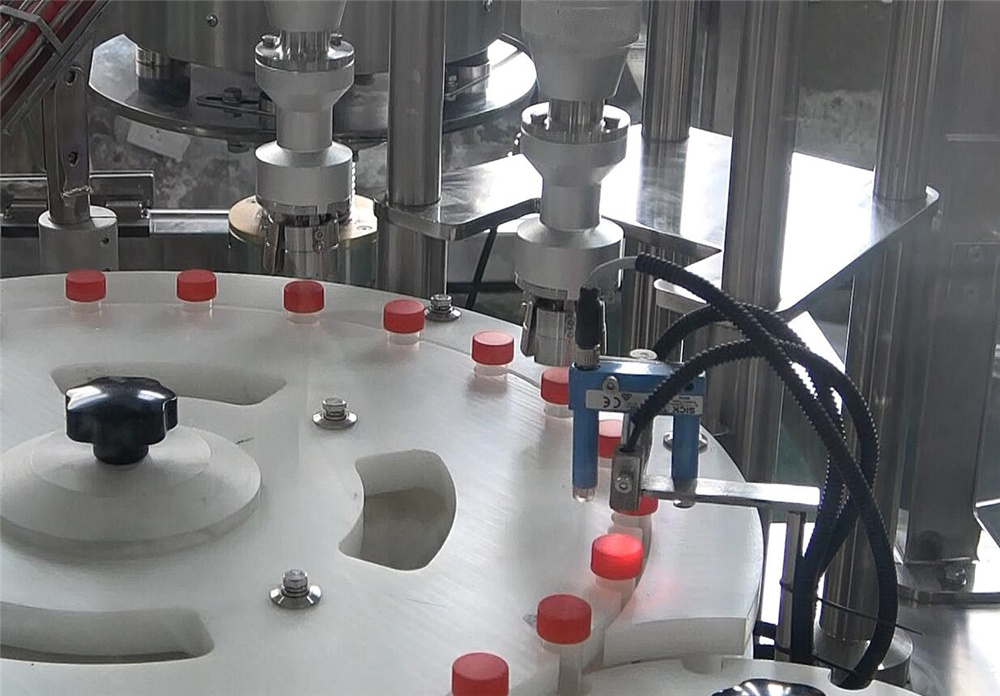 IVD Double Head 3ml Sterile Vial Filling Machine PLC Control