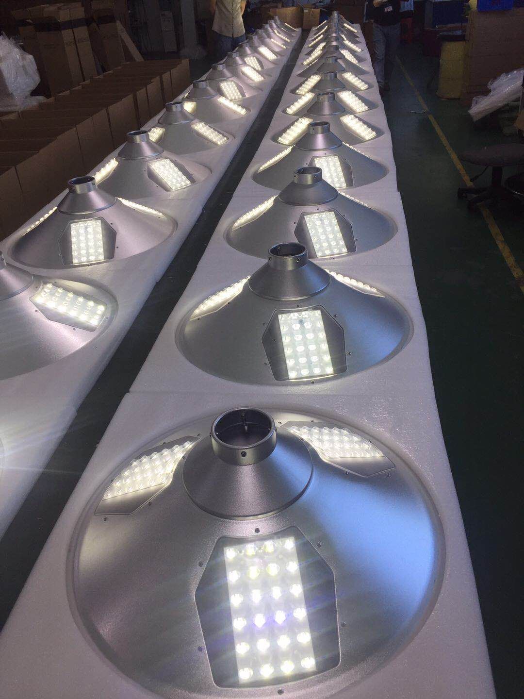 Dusk to Dawn Solar Led Outdoor Light 