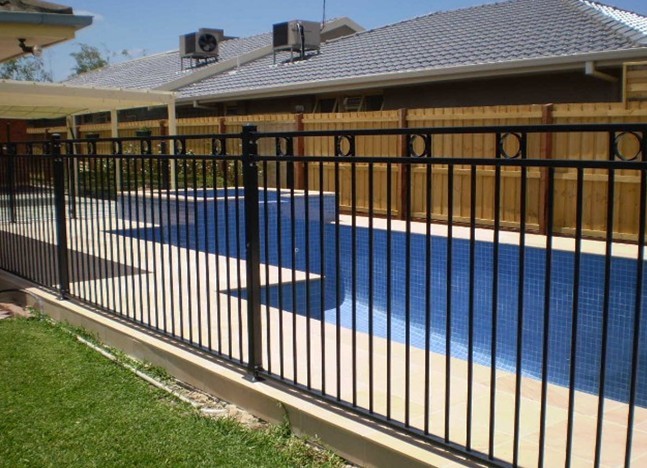 Hot Dipped Galvanized Black Steel Fence , Steel Tube Fence 25*25mm Picket Rail