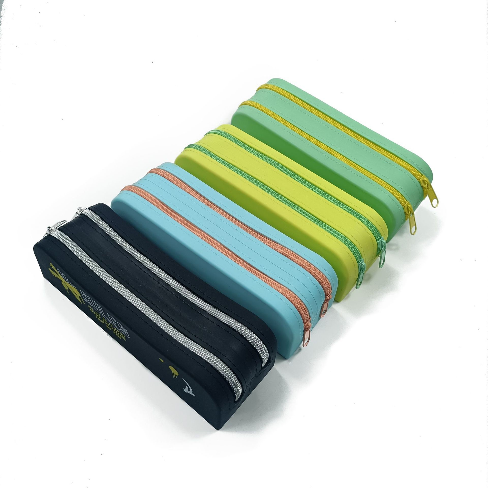 Non-toxic Colorful Silicone Waterproof Pencil Pouch for Office and School Supplies
