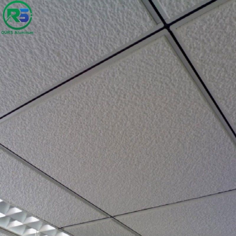 0.7mm Thickness Lay In Metal Ceiling Tiles Standard Hollow CNC Perforated Pattern