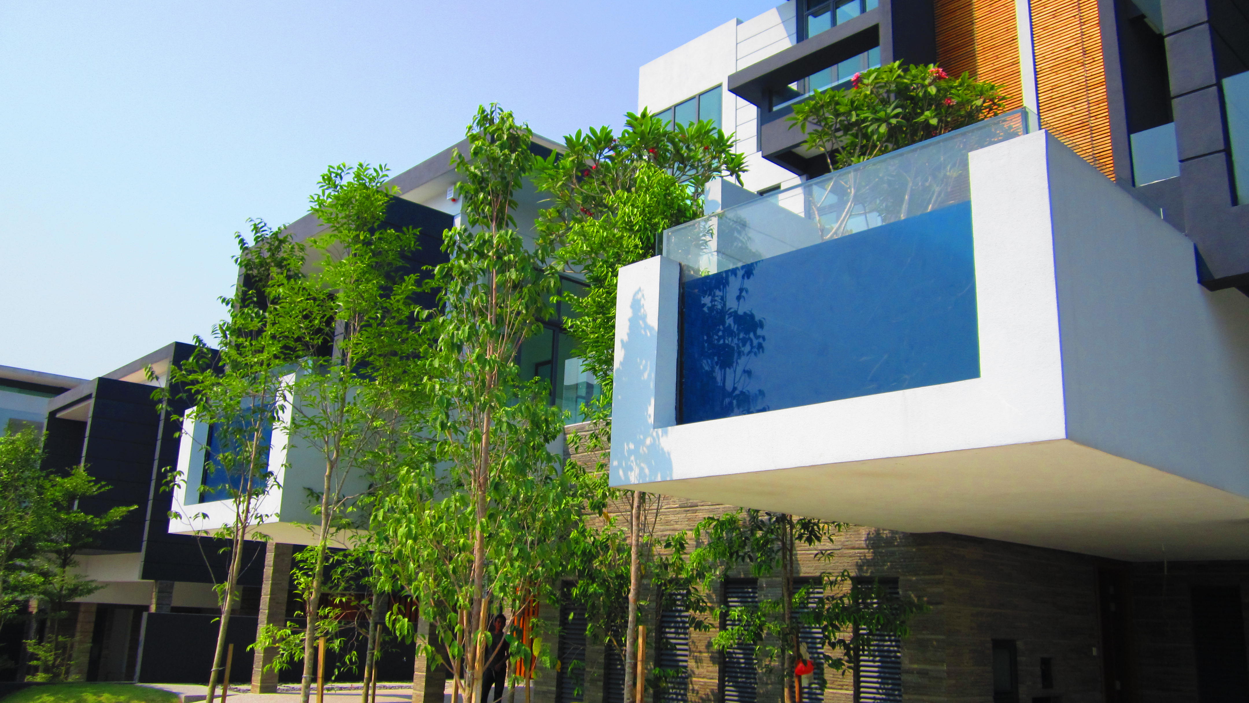 Private Villa Garden Acrylic Glass Pool Resistant To Weather Floor Swimming Pool