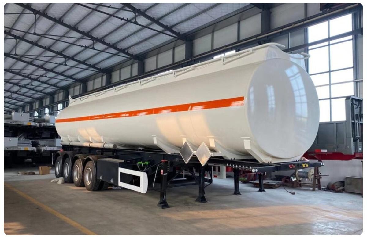 CIMC 4 axles 54000liters 6 compartments Carbon steel transport liquid chemical petroleum food processing oil fuel tank trailer