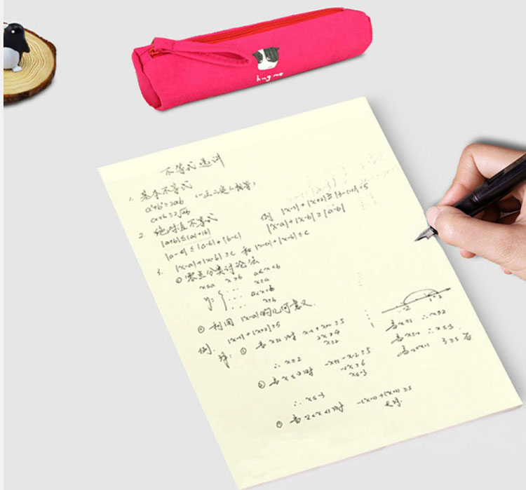 Offset Printing 60gsm To 180gsm Uncoated Cream Book Paper Sheets 70 * 100cm 
