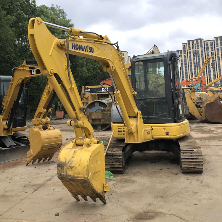 Japan Used Komatsu PC55MR Excavator with Original Hydraulic Pump and 28.5 KW Power