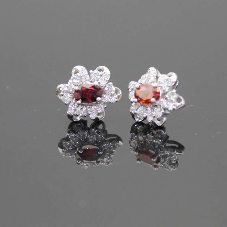 Sterling Silver Oval Blue Topaz Clear Cubic Zircon Earrings（E01）