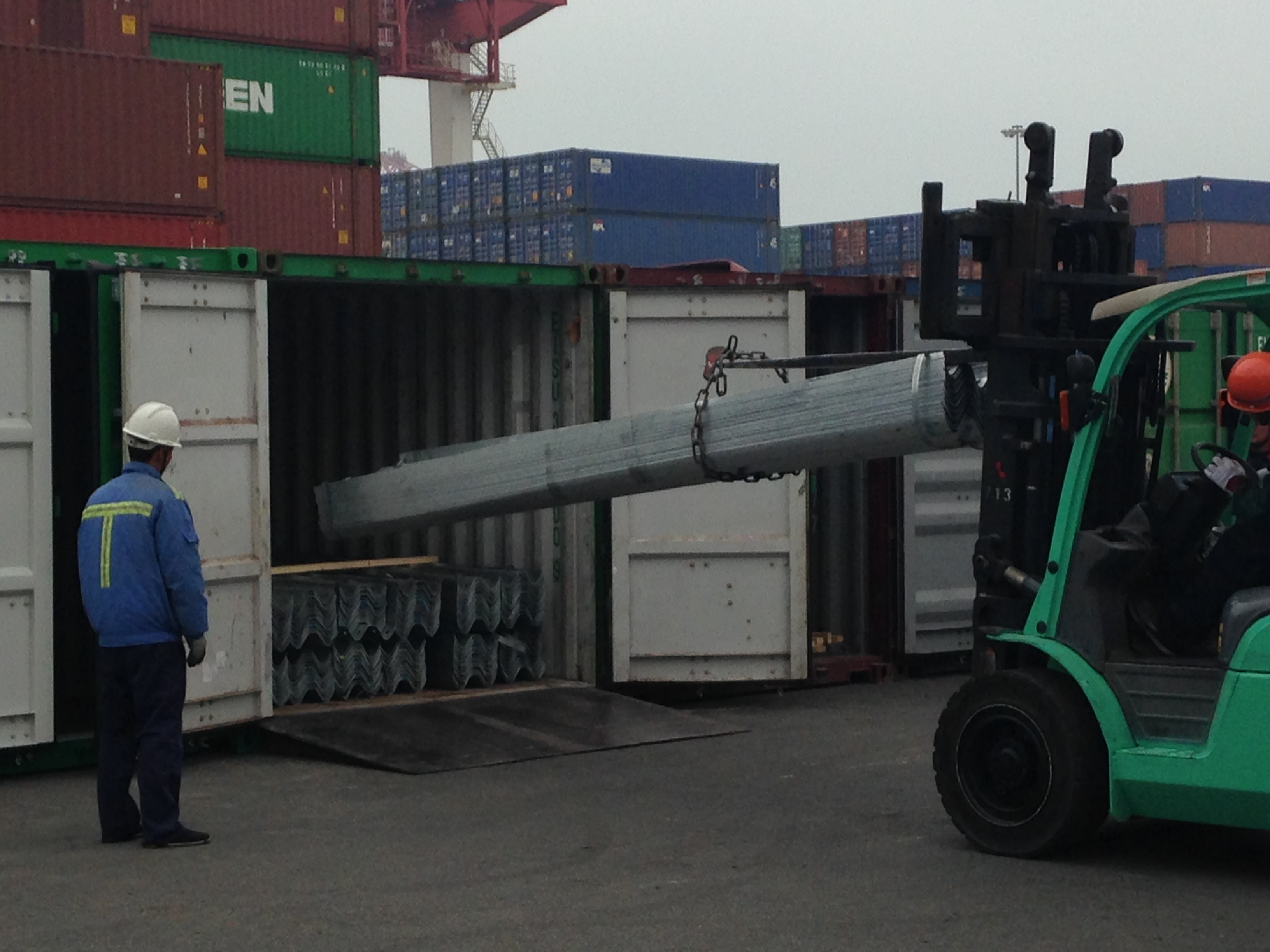 Roadway Safety Hot Dippe Galvanized Sigma Post Manufactured In For Highway Guardrail