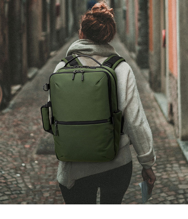 Multifunctional Laptop Travel Backpack Outdoor Hiking Backpacks Unisex OEM