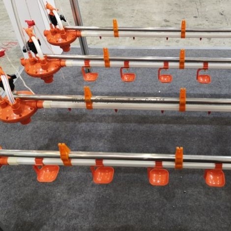 304 SS Broiler Breeder Farm Nipple System In Poultry Farm