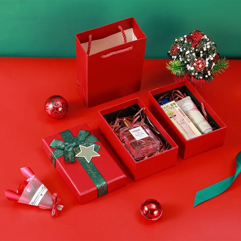 Long lasting and Sturdy Christmas and Valentine's Day Gift Fancy Packaging Box with Glossy or Matte Lamination