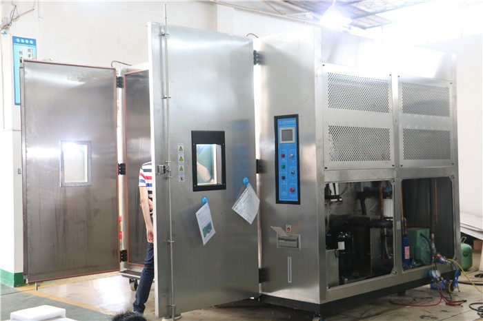 Auto Parts Walk In Stability Chamber , Custom Environmental Climatic Test Chamber