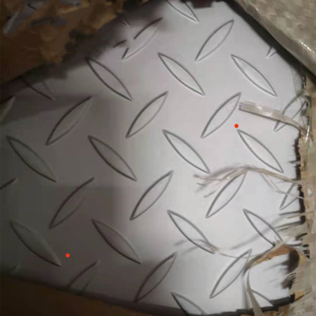 6000mm Length Stainless Steel Plate 304 316L Non Slip Sheet For Flooring