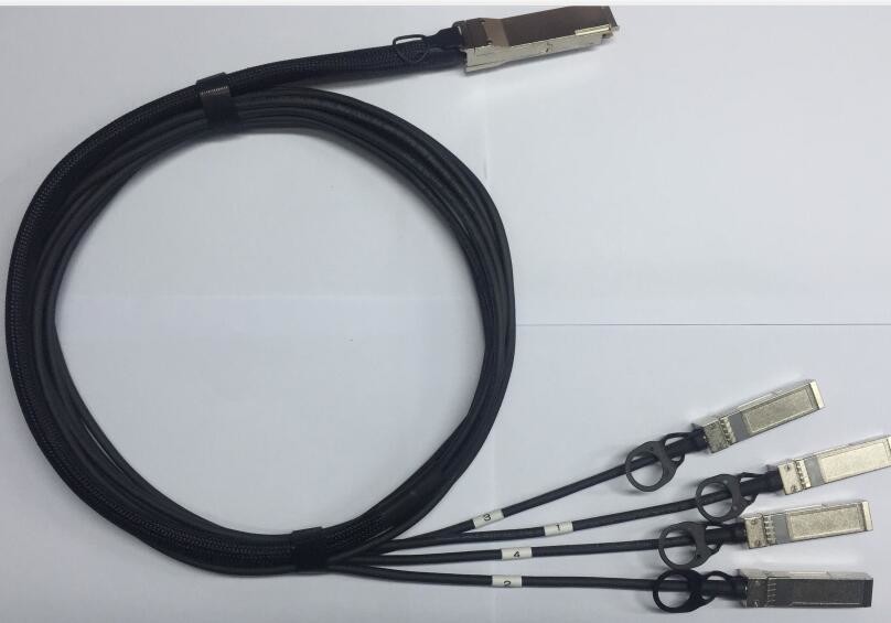 QSFP 4X10G AOC15M Breakout Active Optical Cable