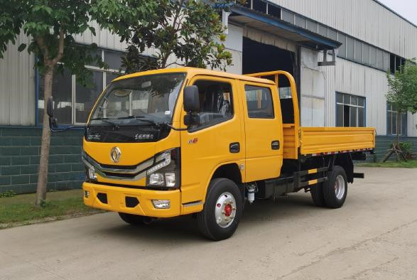 Brand New Cargo Truck Cheap Price 80L Oil Tank Tractor Shacman Dongfeng FAW Mini Dump Trucks 10-20 T Tipper Light Truck