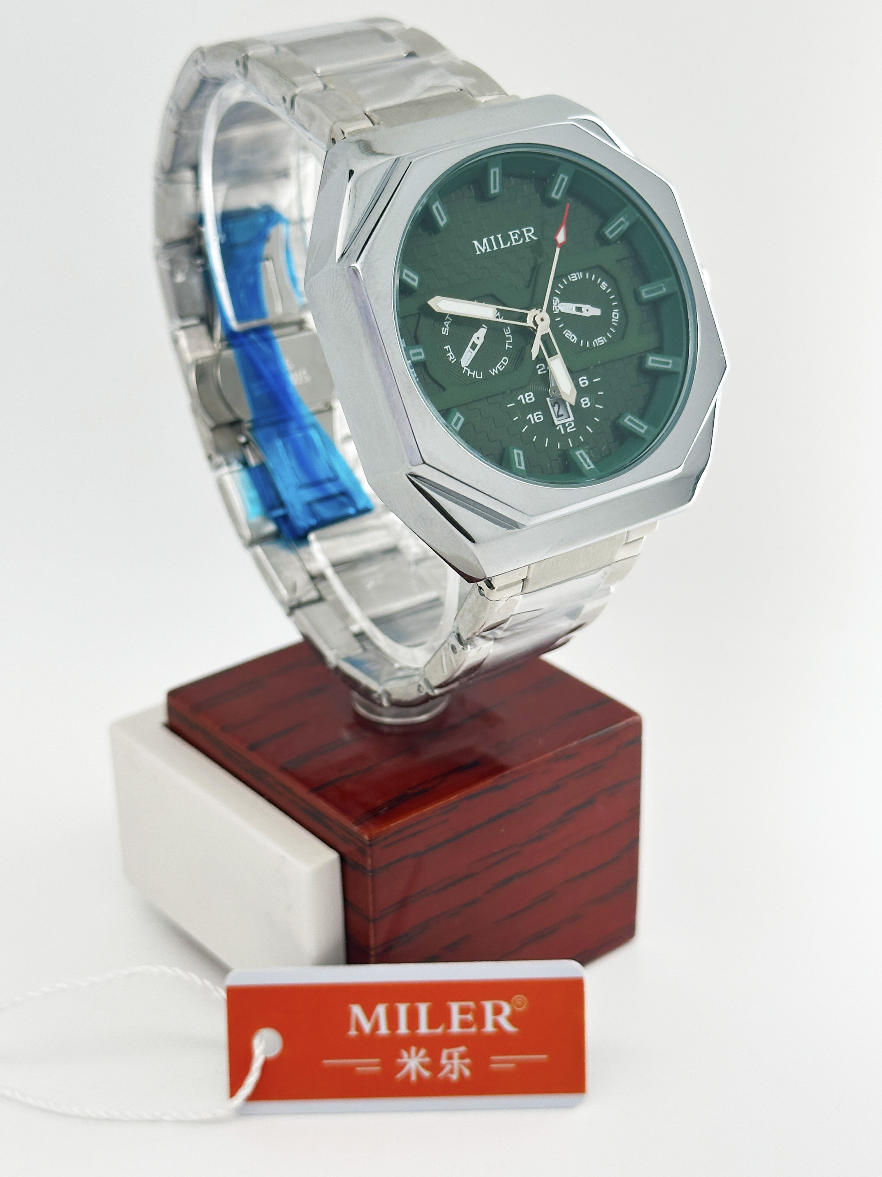 Stainless Steel Watch Men Wrist Watch Customized for Men and Women