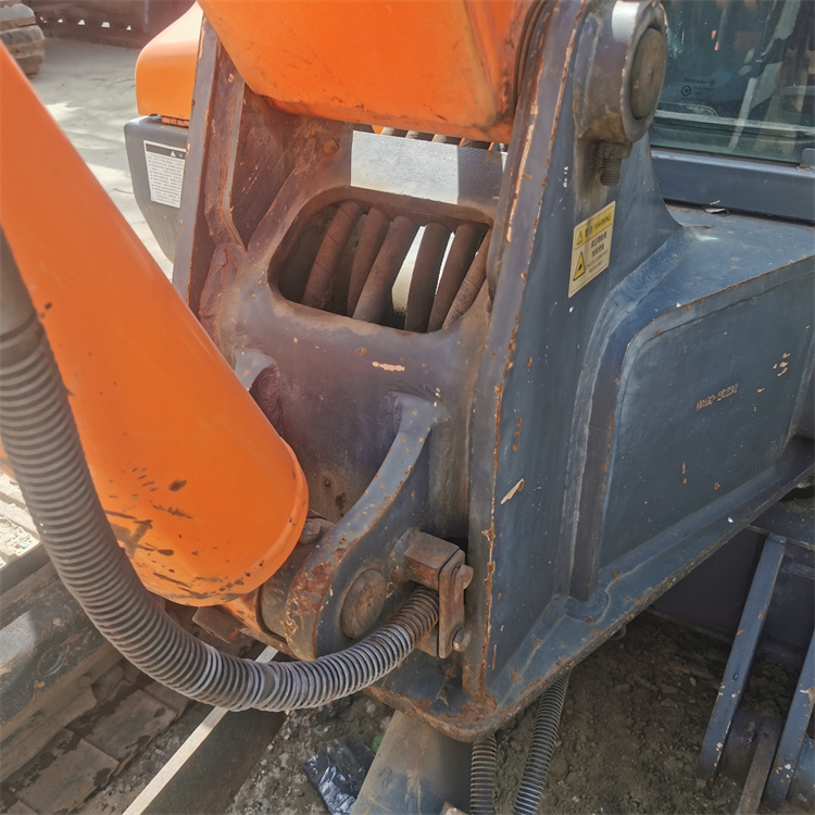 Original Hydraulic Pump Mini Used Doosan DX60 Excavator in Shanghai Made in Korea