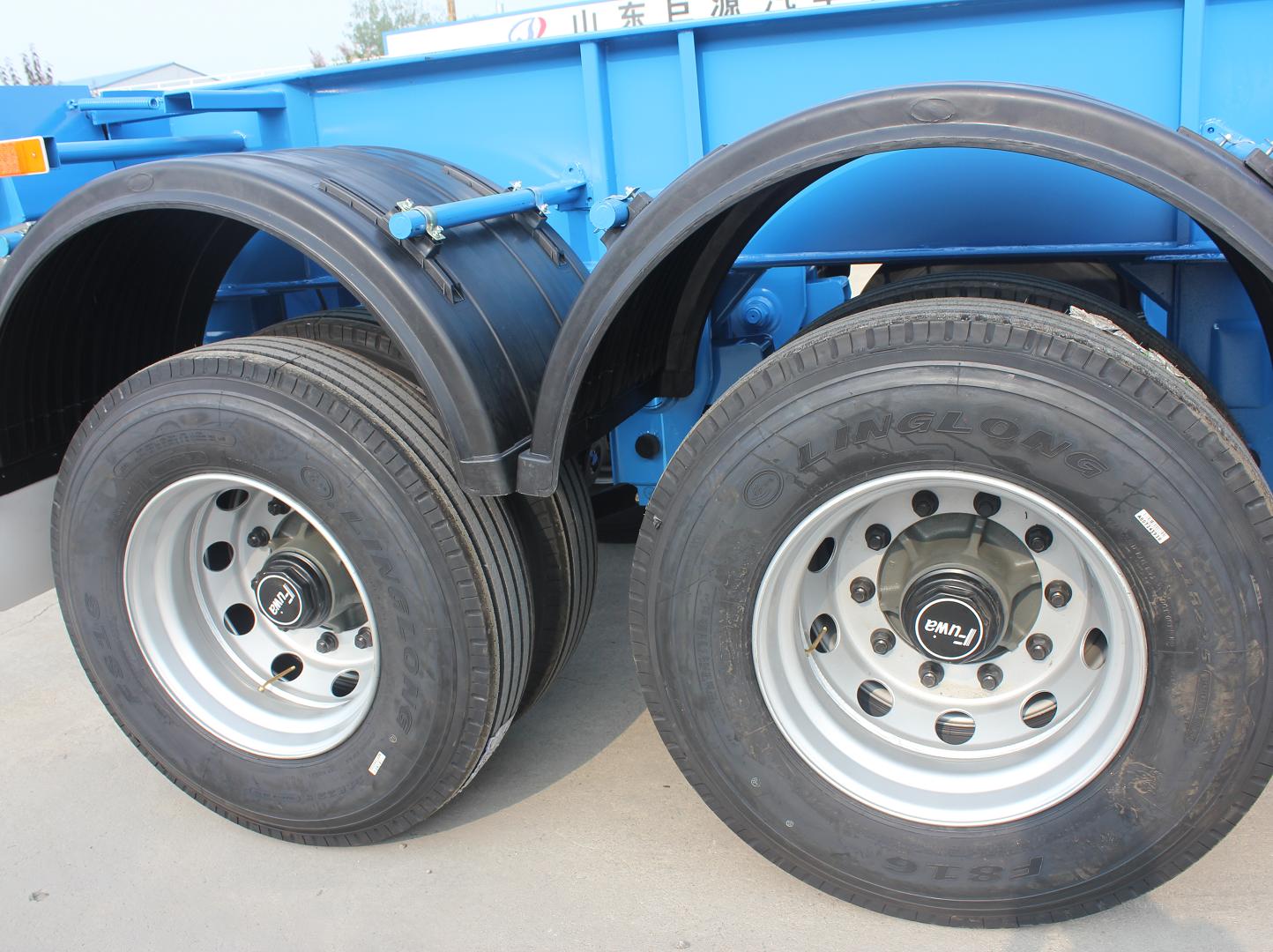 20ft Container Skeleton Dumping Semi Trailer 7700*2500*3070 mm Mechanical Suspension