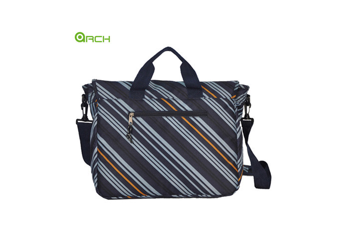 Hidden Pocket 600D Sustainable Messenger Bag With Durable Printing Material
