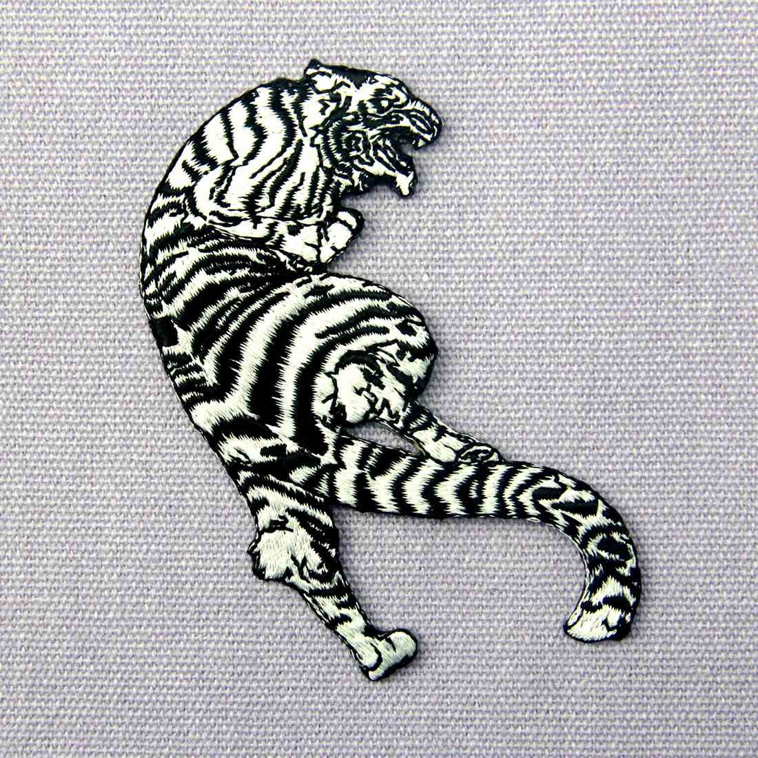 120D Laser Cut 100% Embroidered Tiger Iron On Patch