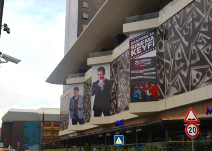 Ultra Thin P 7.81 Outdoor Fixed LED Curtain Screen Advertising Led Screen