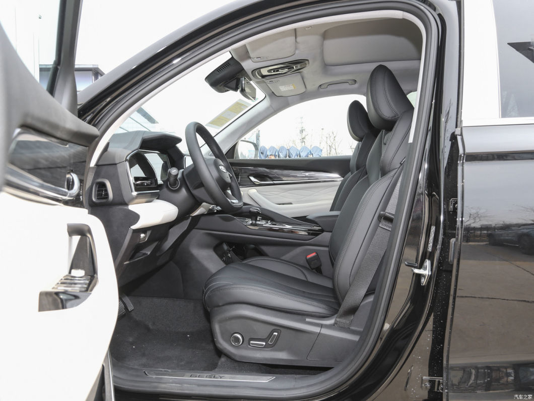 Geely Xingyue L Monjaro Gasiline Car 2.0t 4WD Awd Conventional Fuel Vehicles SUV Car