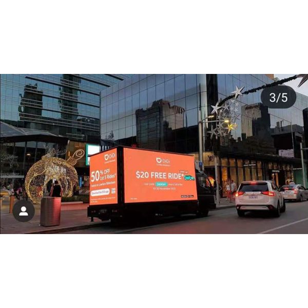 6000nits 360W/M2 P8 Mobile Led Screen Trailer Three Sides
