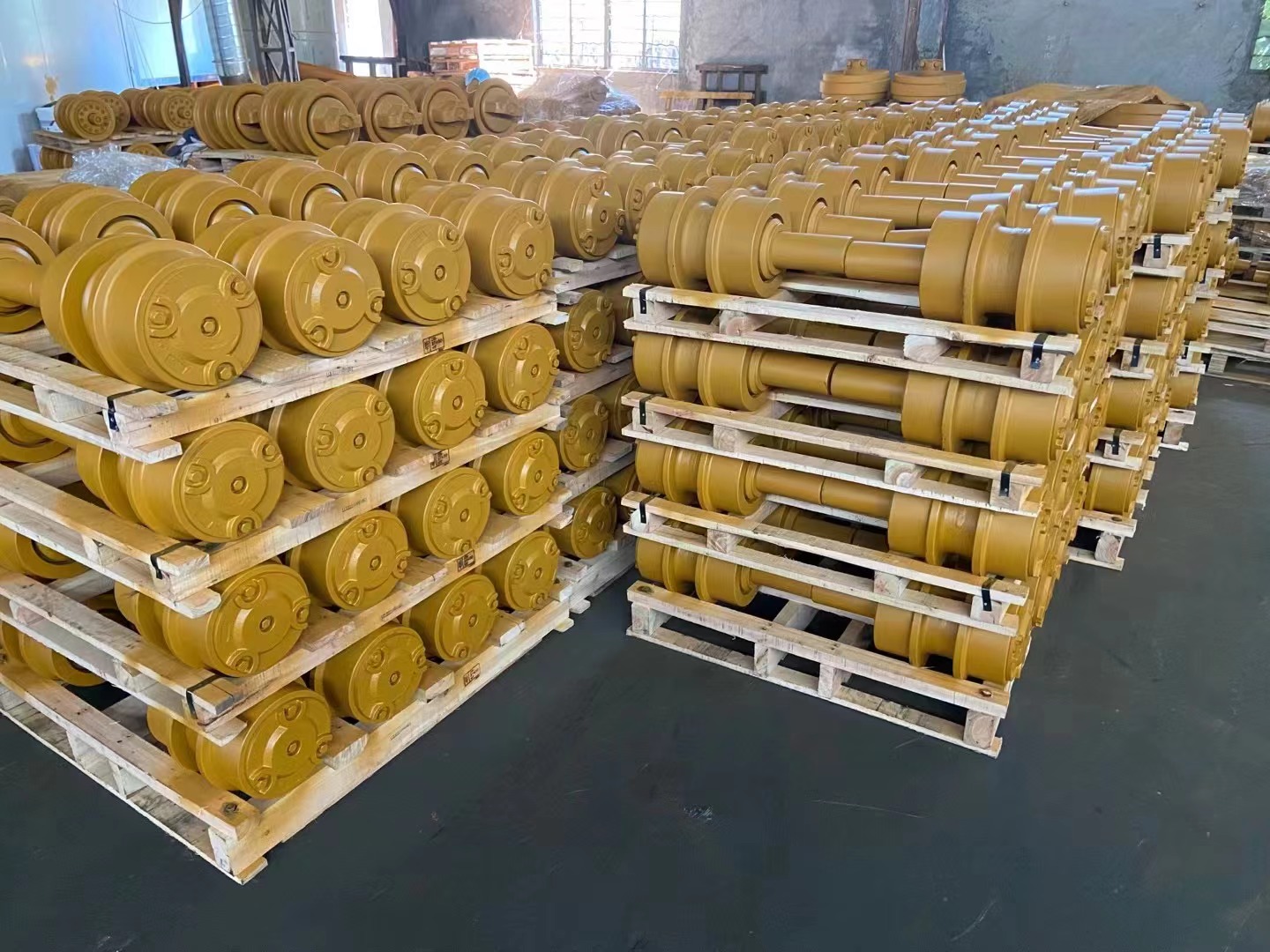 JY-230E Track Rollers The Ultimate Choice for Excavator Maintenance and Repai