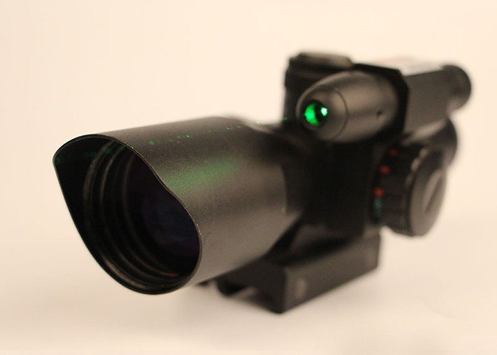 Integral Sunshade Long Range Hunting Scopes With Green Laser 20mm Mount