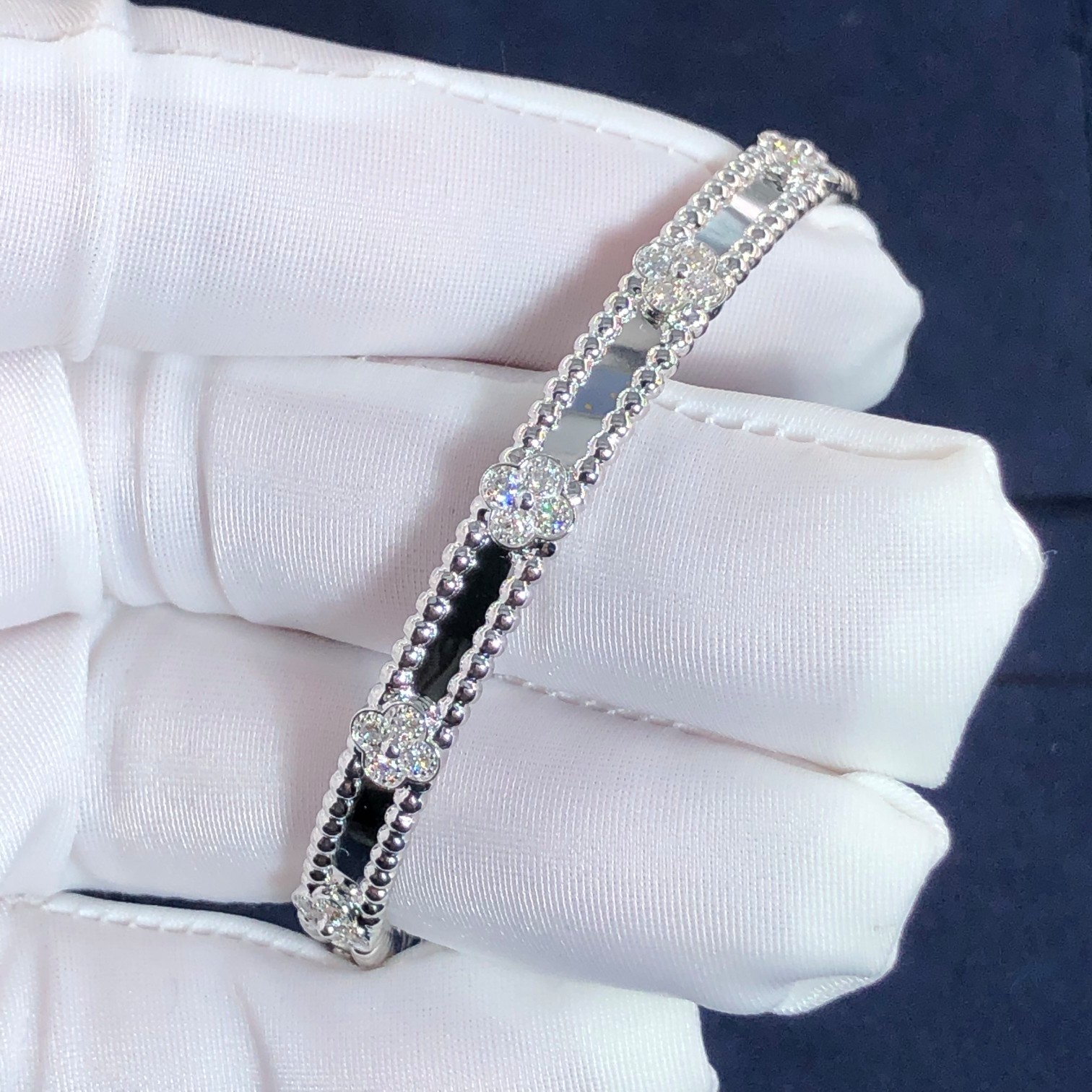 Customization 18k Gold Van Cleef & Arpels PerléE Sweet Clovers Bracelet Medium Model
