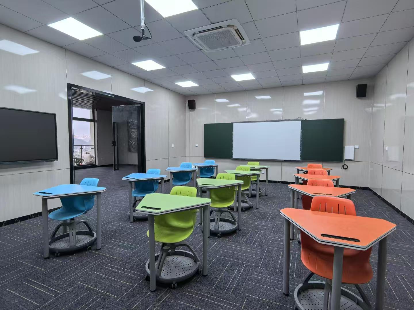 65 75 86 Inch Interactive Smart Digital Blackboard For School Dynamic Presentations And Meetings 4 Real Image
