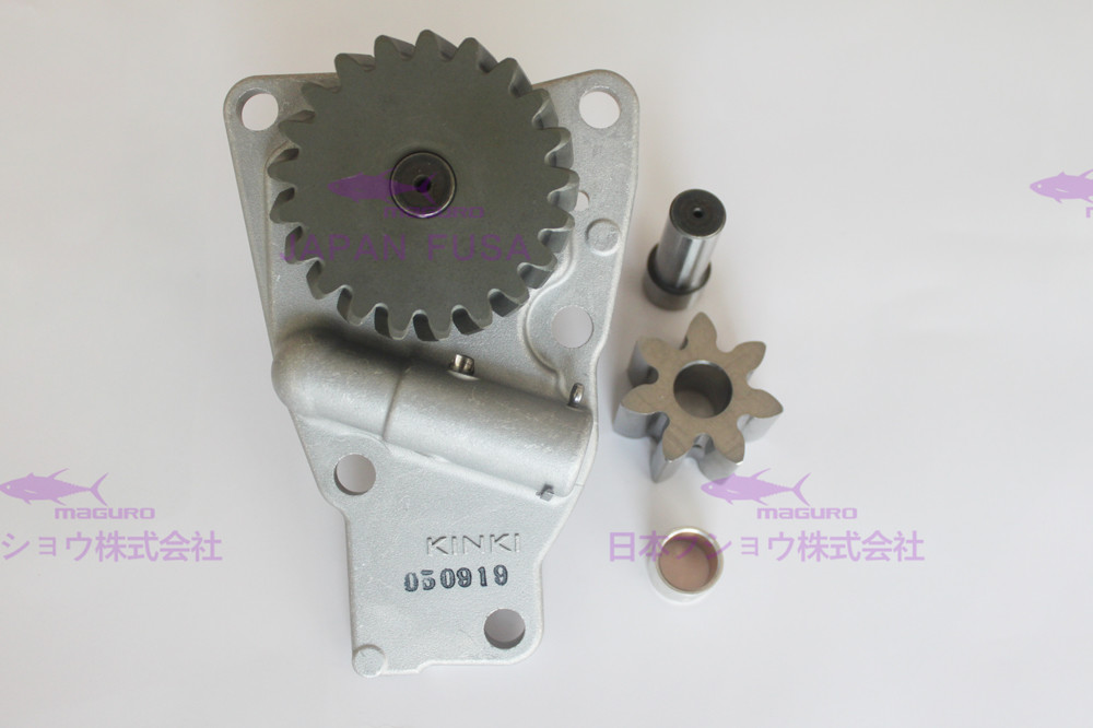 EXCAVATOR OIL PUMP KOMATSU 4D95 6207-51-1201