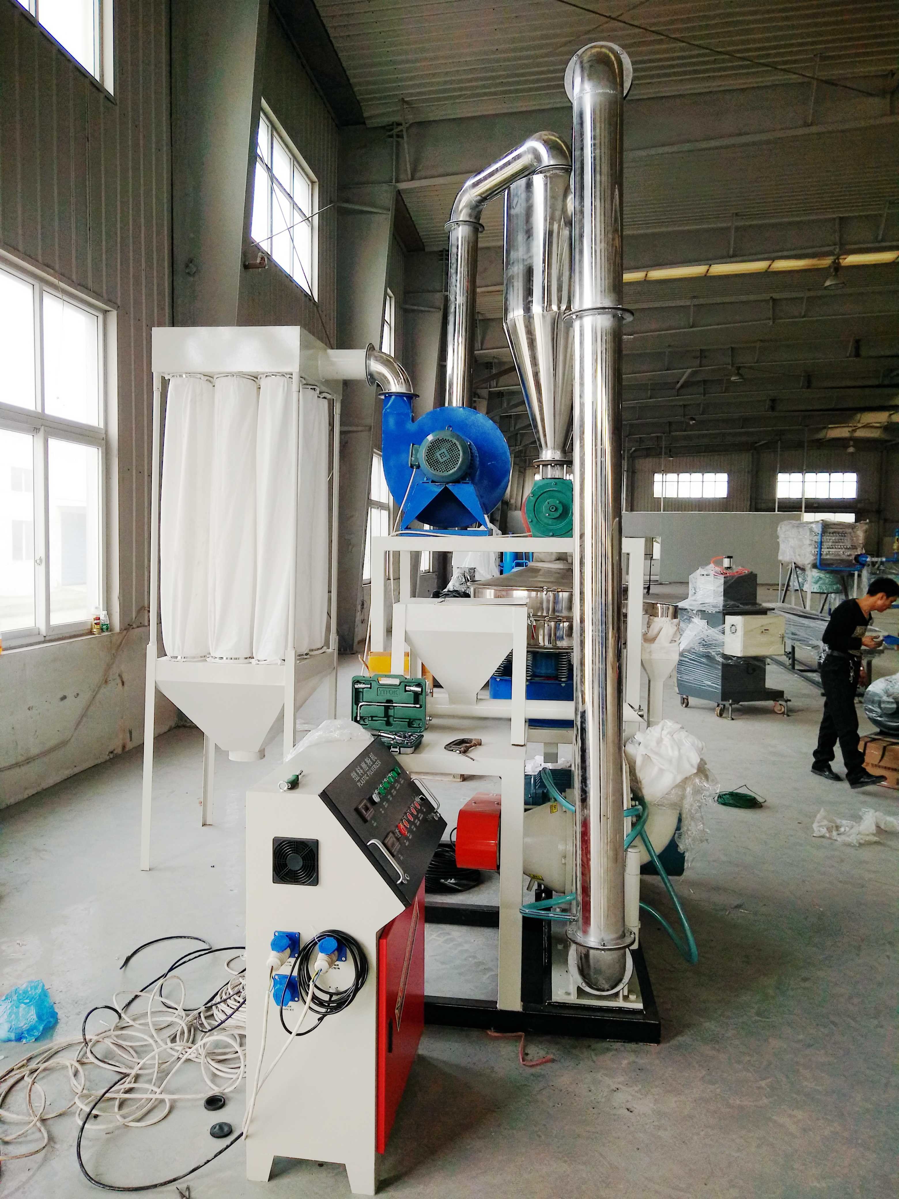 Environmental Protection Plastic Scrap Grinder Machine 37KW With Steel Blade