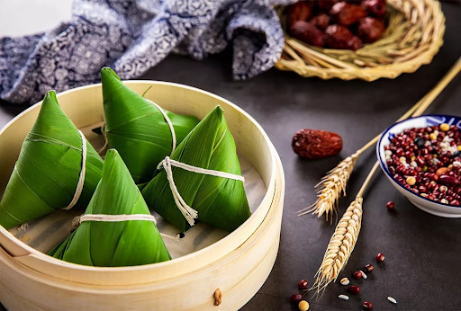Eco Friendly 33cm Fresh Bamboo Leaves For Sushi Food
