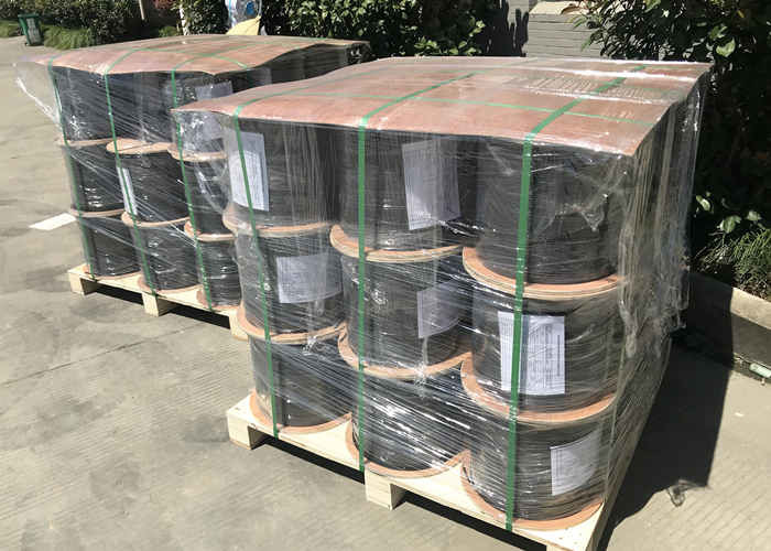GJYXCH G657A1 Indoor Fiber Optic Cable FTTH LSZH With 1.0 Steel Self Supporting