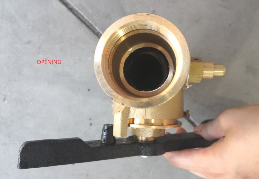 NC NO.36A-40 NS NO.36F-40 Self-Closing Cock Head with Thread Connection NPT