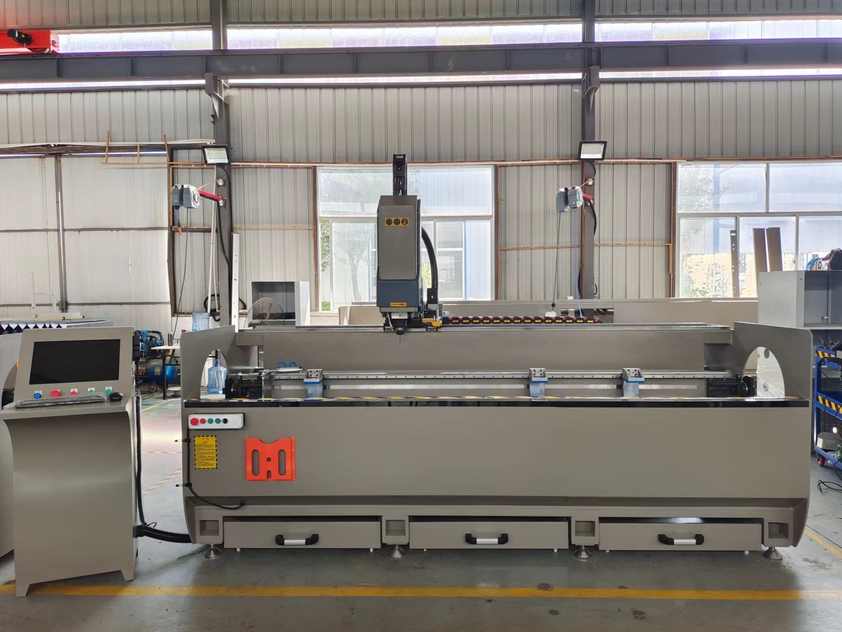 3 Axis Aluminum Window Door Machine Aluminum Drilling Milling Machine