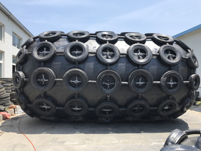 2000mm Length Submarine Fender