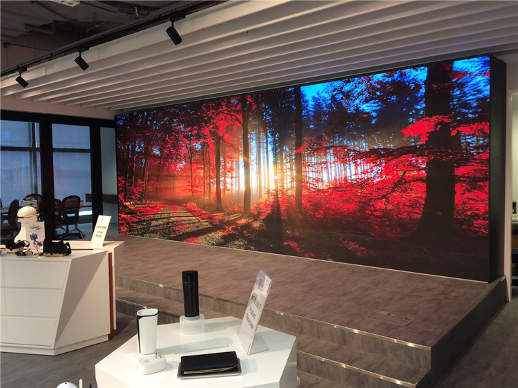 P2 Small Pixel LED Display